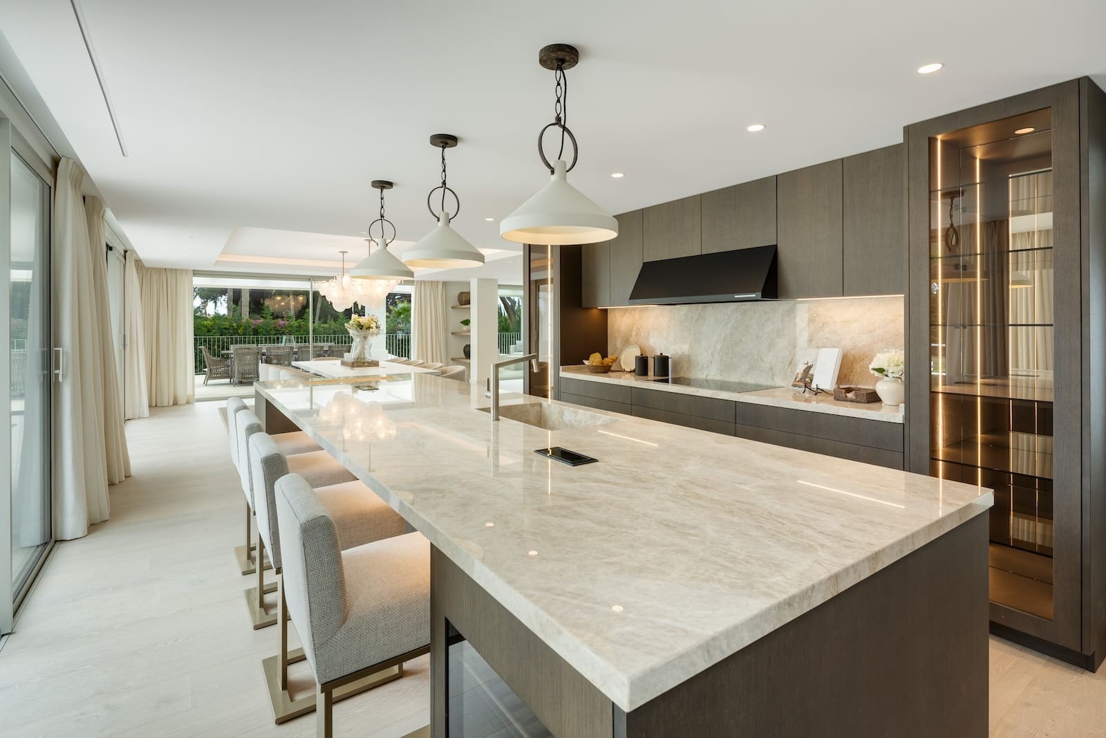 Villa Verano luxury villa Nagüeles Marbella with tennis court – MDR Luxury Homes