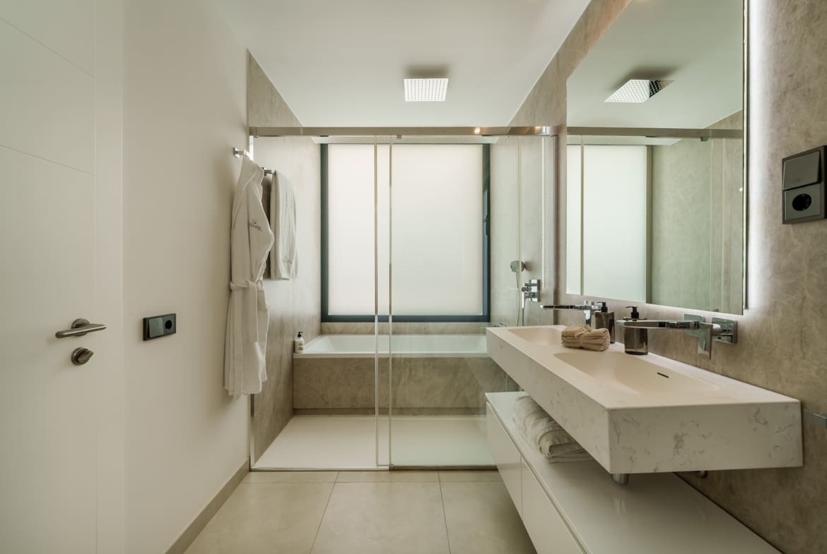 Azure modern semi-detached villa in Puerto Banus with pool and rooftop jacuzzi MDR Luxury Homes