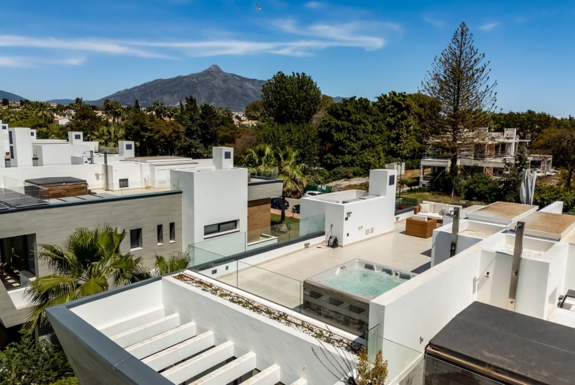 Azure modern semi-detached villa in Puerto Banus with pool and rooftop jacuzzi MDR Luxury Homes