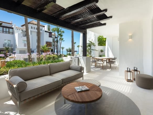 Luxury apartment Seagarden One in Puente Romano Marbella near the beach with terrace and garden views | MDR Luxury Homes 16 | MDR Luxury Homes Luxury apartment Seagarden One in Puente Romano Marbella near the beach with terrace and garden views | MDR Luxury Homes
