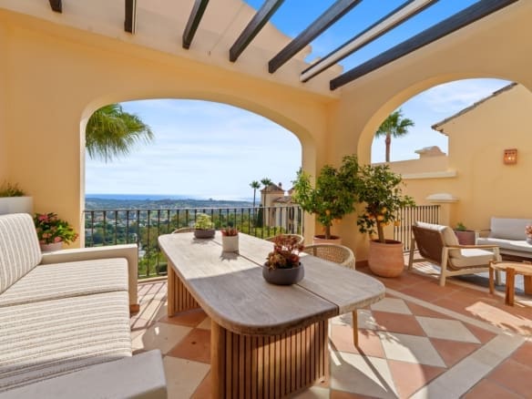 Buenavista Penthouse La Quinta with panoramic sea view MDR Luxury Homes 37 | MDR Luxury Homes Buenavista Penthouse La Quinta with panoramic sea view – MDR Luxury Homes