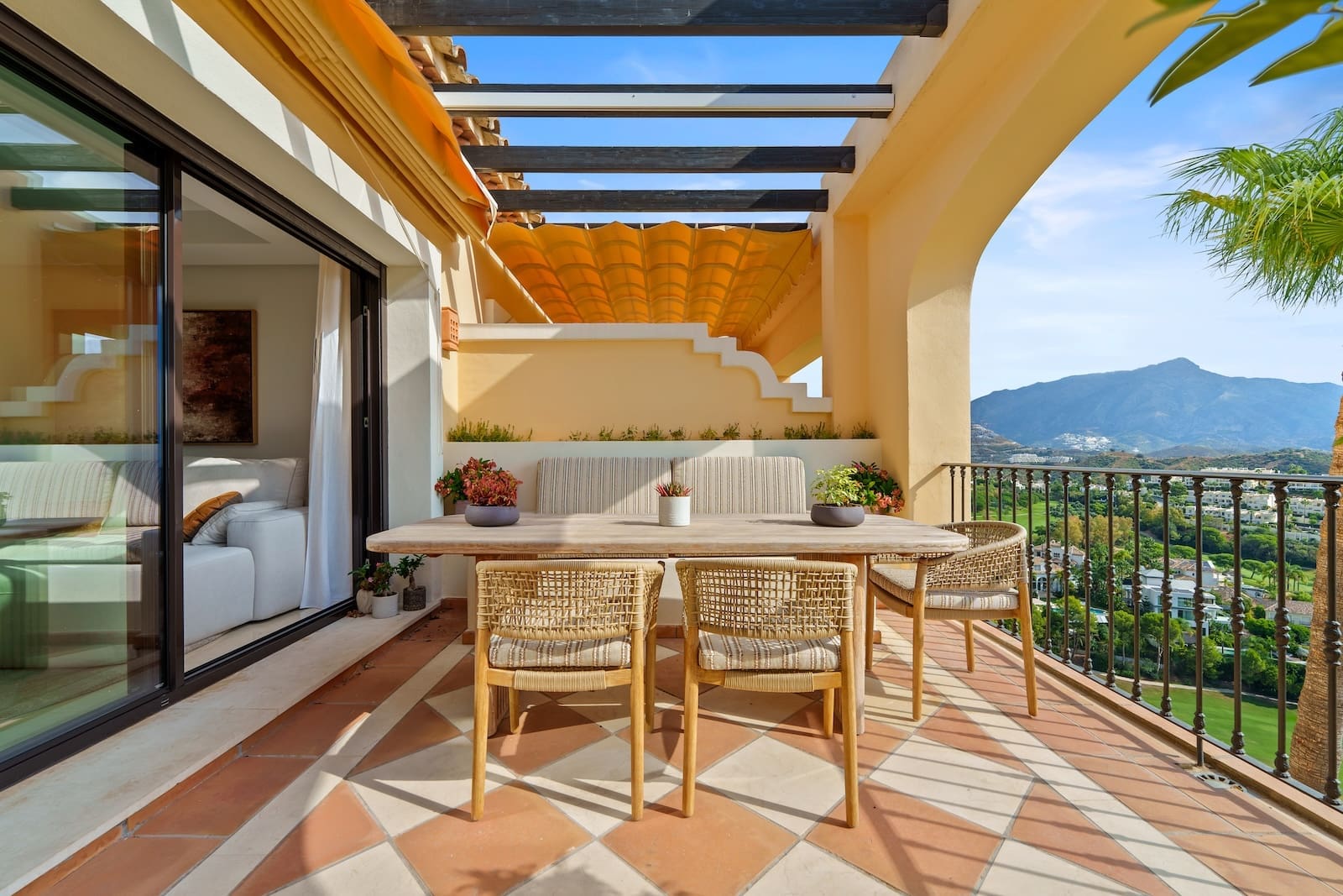 Buenavista Penthouse La Quinta with panoramic sea view MDR Luxury Homes 38 Buenavista Penthouse La Quinta with panoramic sea view – MDR Luxury Homes