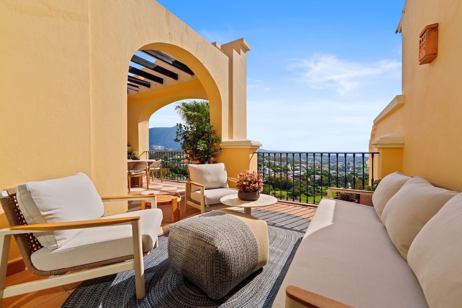 Buenavista Penthouse La Quinta with panoramic sea view MDR Luxury Homes 39 Buenavista Penthouse La Quinta with panoramic sea view – MDR Luxury Homes