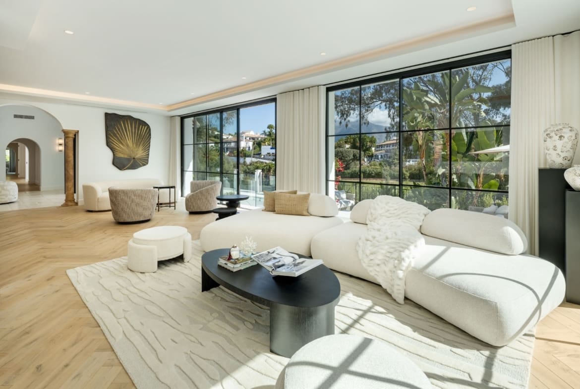 Villa Skyfall luxury golf front villa in La Quinta Benahavís with panoramic mountain views MDR Luxury Homes 04 Villa Skyfall luxury golf front villa in La Quinta Benahavís with panoramic mountain views – MDR Luxury Homes