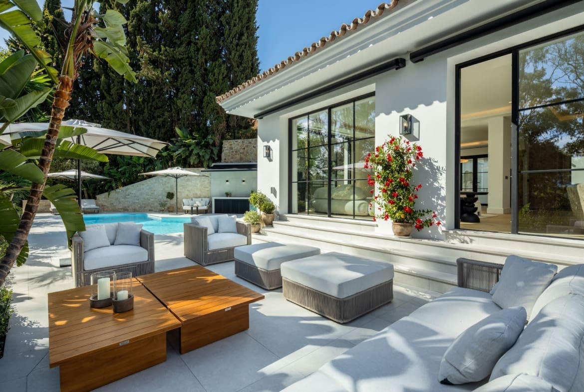 Villa Skyfall luxury golf front villa in La Quinta Benahavís with panoramic mountain views MDR Luxury Homes 10 Villa Skyfall luxury golf front villa in La Quinta Benahavís with panoramic mountain views – MDR Luxury Homes