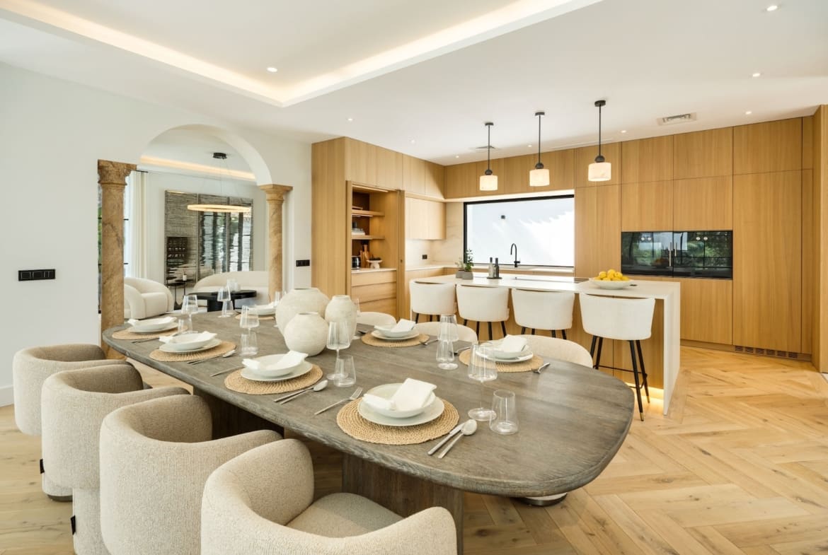 Villa Skyfall luxury golf front villa in La Quinta Benahavís with panoramic mountain views MDR Luxury Homes 14 Villa Skyfall luxury golf front villa in La Quinta Benahavís with panoramic mountain views – MDR Luxury Homes