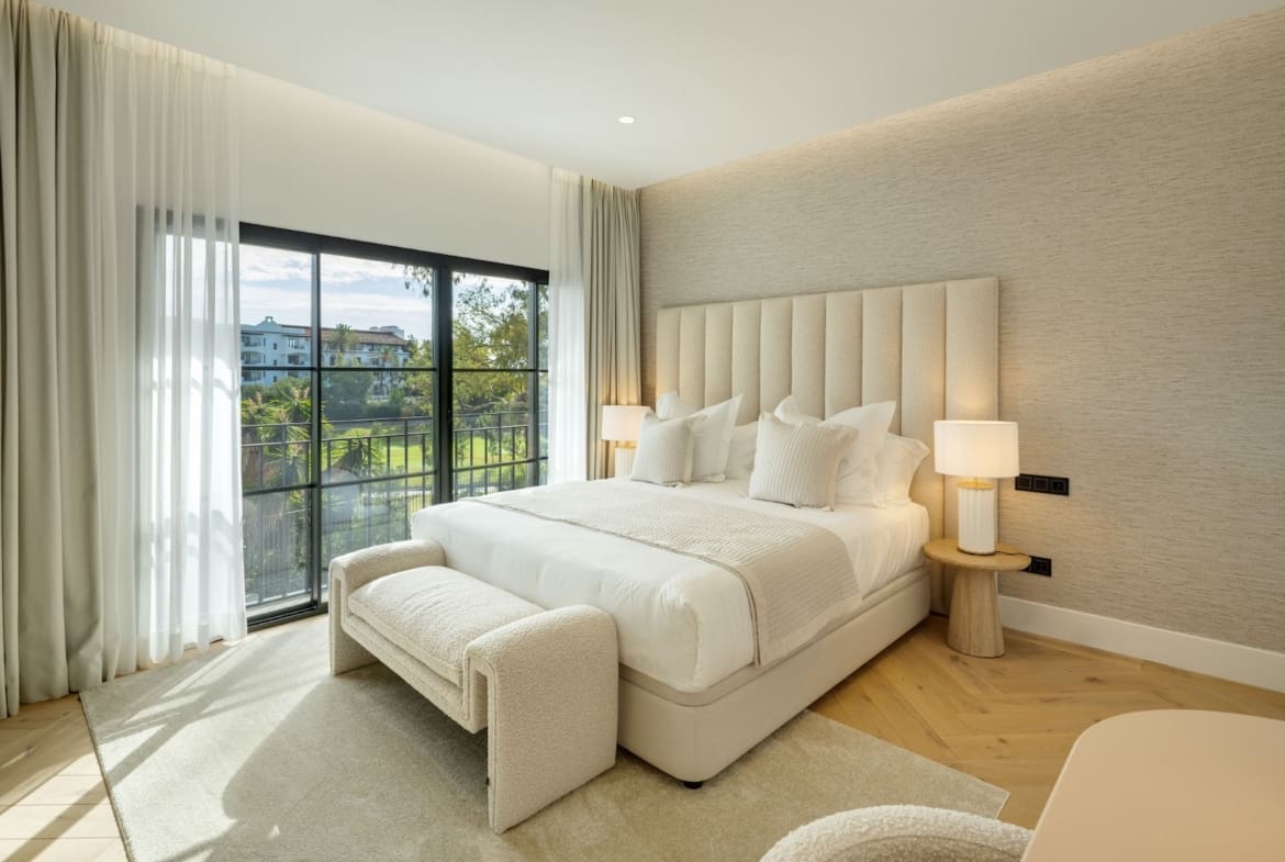 Villa Skyfall luxury golf front villa in La Quinta Benahavís with panoramic mountain views MDR Luxury Homes 20 Villa Skyfall luxury golf front villa in La Quinta Benahavís with panoramic mountain views – MDR Luxury Homes