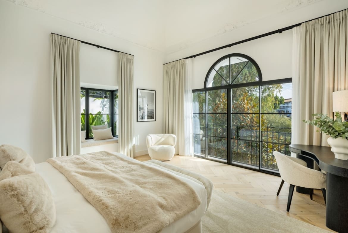 Villa Skyfall luxury golf front villa in La Quinta Benahavís with panoramic mountain views MDR Luxury Homes 24 Villa Skyfall luxury golf front villa in La Quinta Benahavís with panoramic mountain views – MDR Luxury Homes