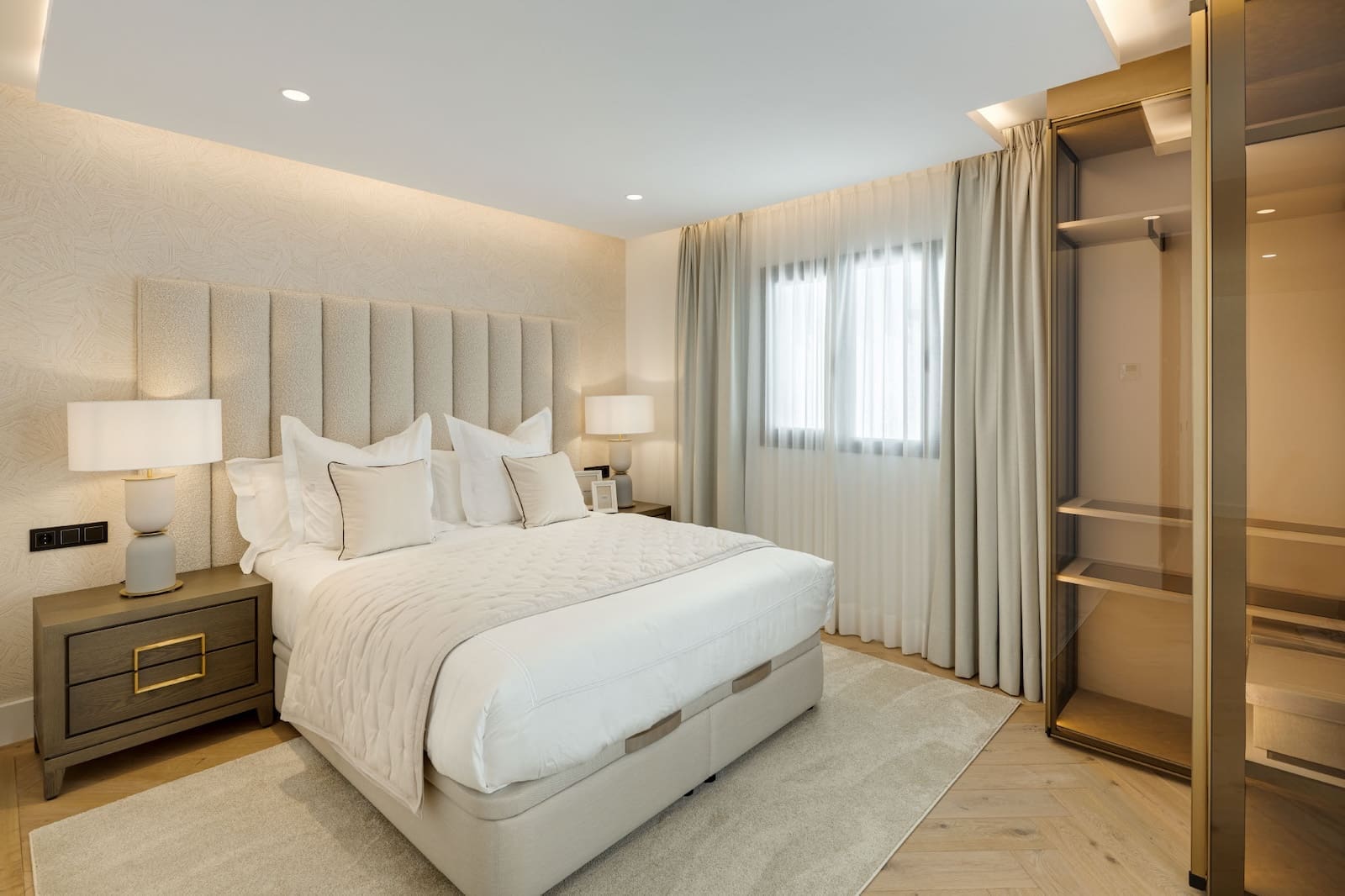 Villa Skyfall luxury golf front villa in La Quinta Benahavís with panoramic mountain views MDR Luxury Homes 33 Villa Skyfall luxury golf front villa in La Quinta Benahavís with panoramic mountain views – MDR Luxury Homes
