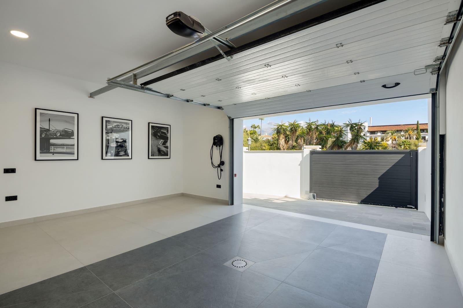 Villa Skyfall luxury golf front villa in La Quinta Benahavís with panoramic mountain views MDR Luxury Homes 34 Villa Skyfall luxury golf front villa in La Quinta Benahavís with panoramic mountain views – MDR Luxury Homes