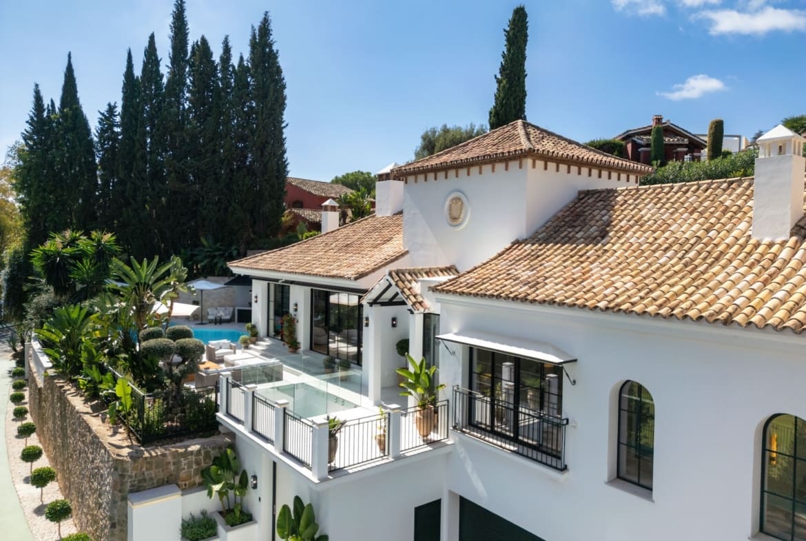 Villa Skyfall luxury golf front villa in La Quinta Benahavís with panoramic mountain views MDR Luxury Homes 35 Villa Skyfall luxury golf front villa in La Quinta Benahavís with panoramic mountain views – MDR Luxury Homes
