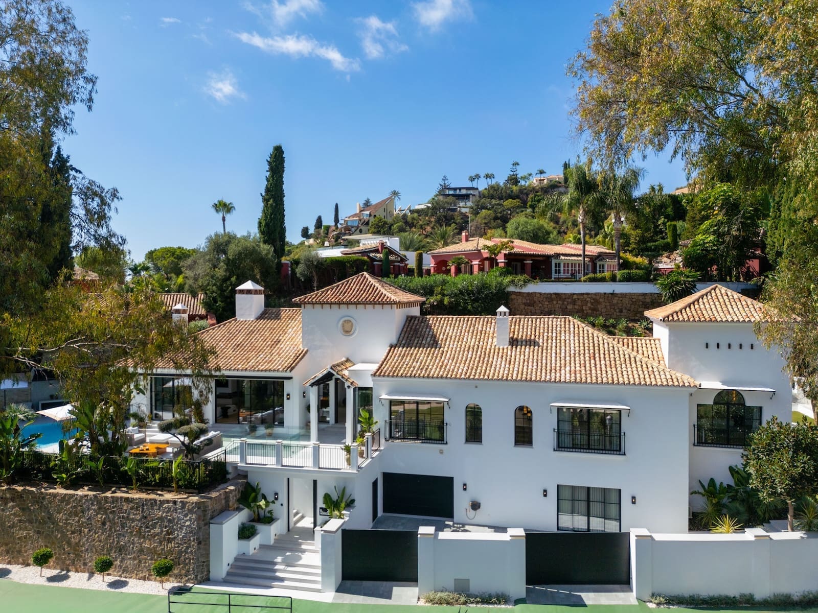 Villa Skyfall luxury golf front villa in La Quinta Benahavís with panoramic mountain views MDR Luxury Homes 36 Villa Skyfall luxury golf front villa in La Quinta Benahavís with panoramic mountain views – MDR Luxury Homes
