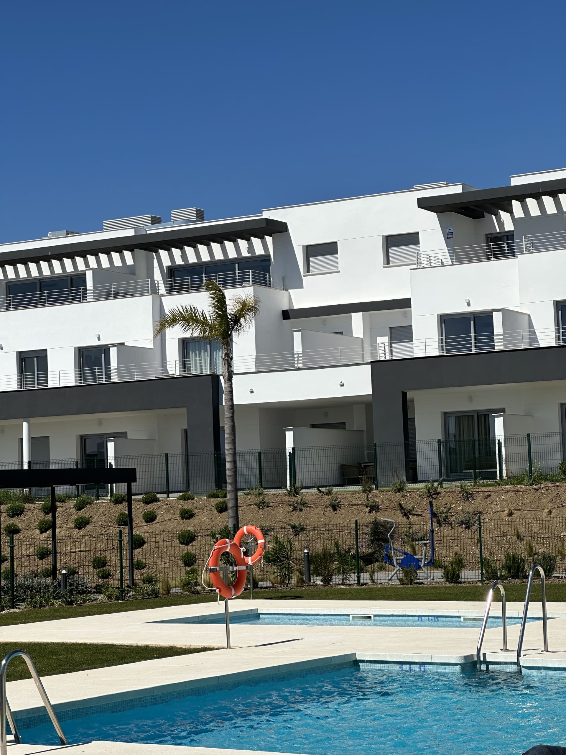 Modern apartment Valle Romano Estepona with pool and sea view MDR Luxury Homes
