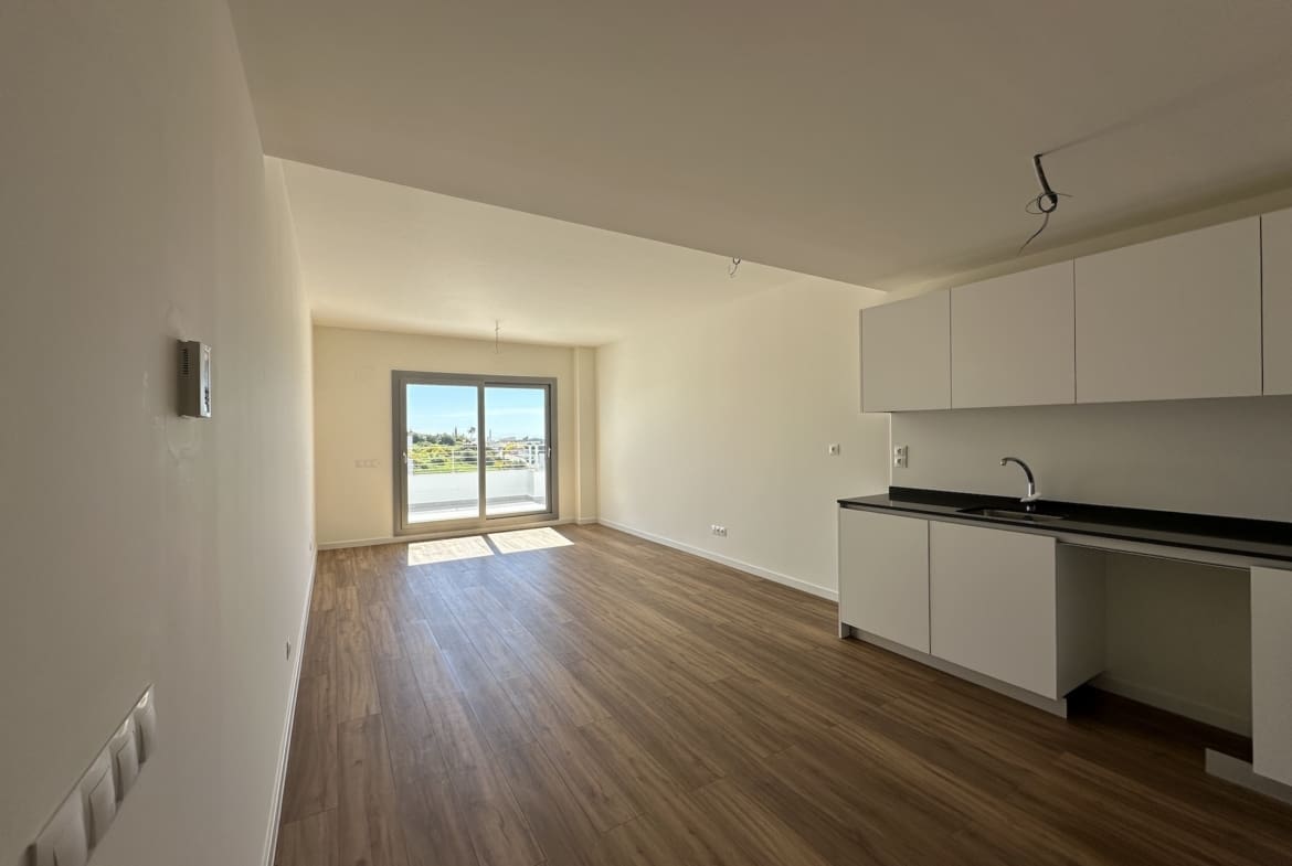 Modern apartment Valle Romano Estepona with pool and sea view MDR Luxury Homes