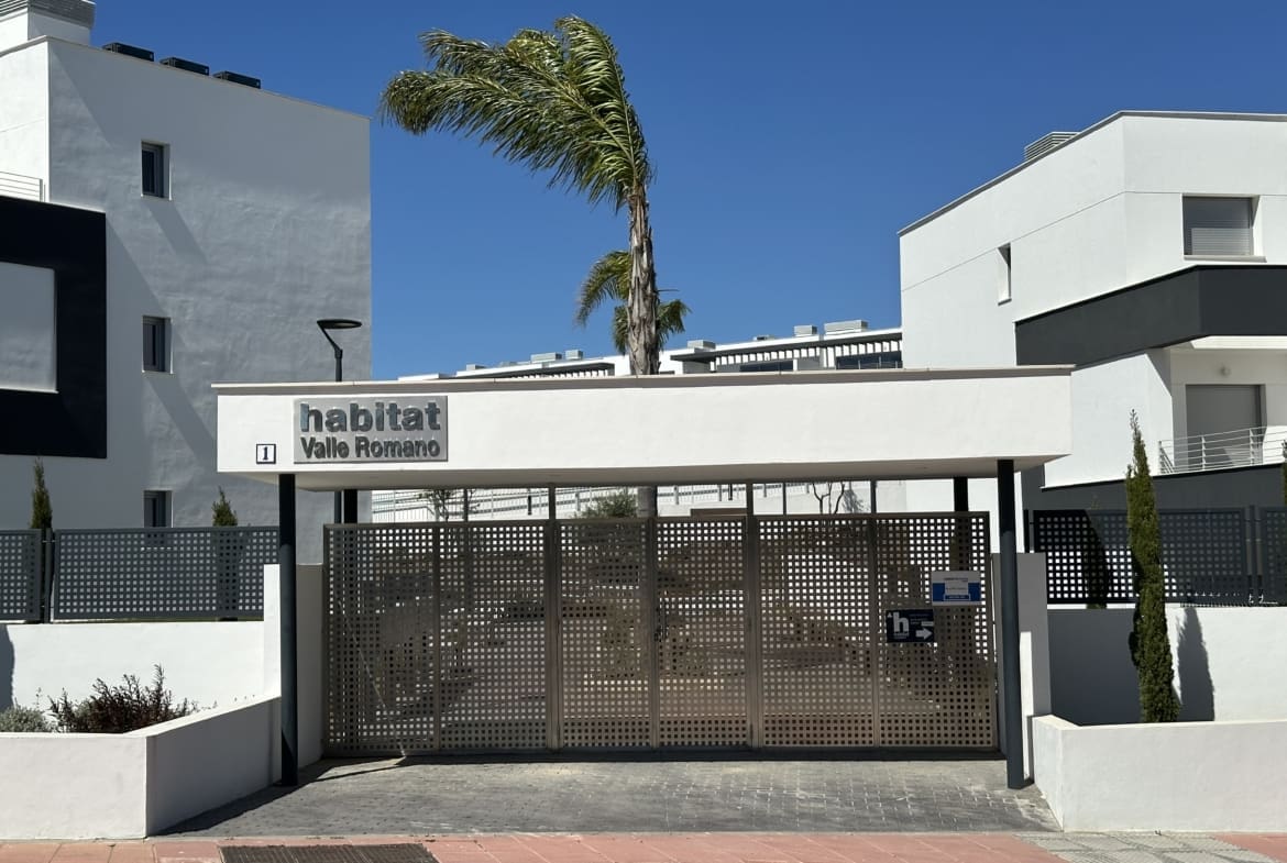 Modern apartment Valle Romano Estepona with pool and sea view MDR Luxury Homes