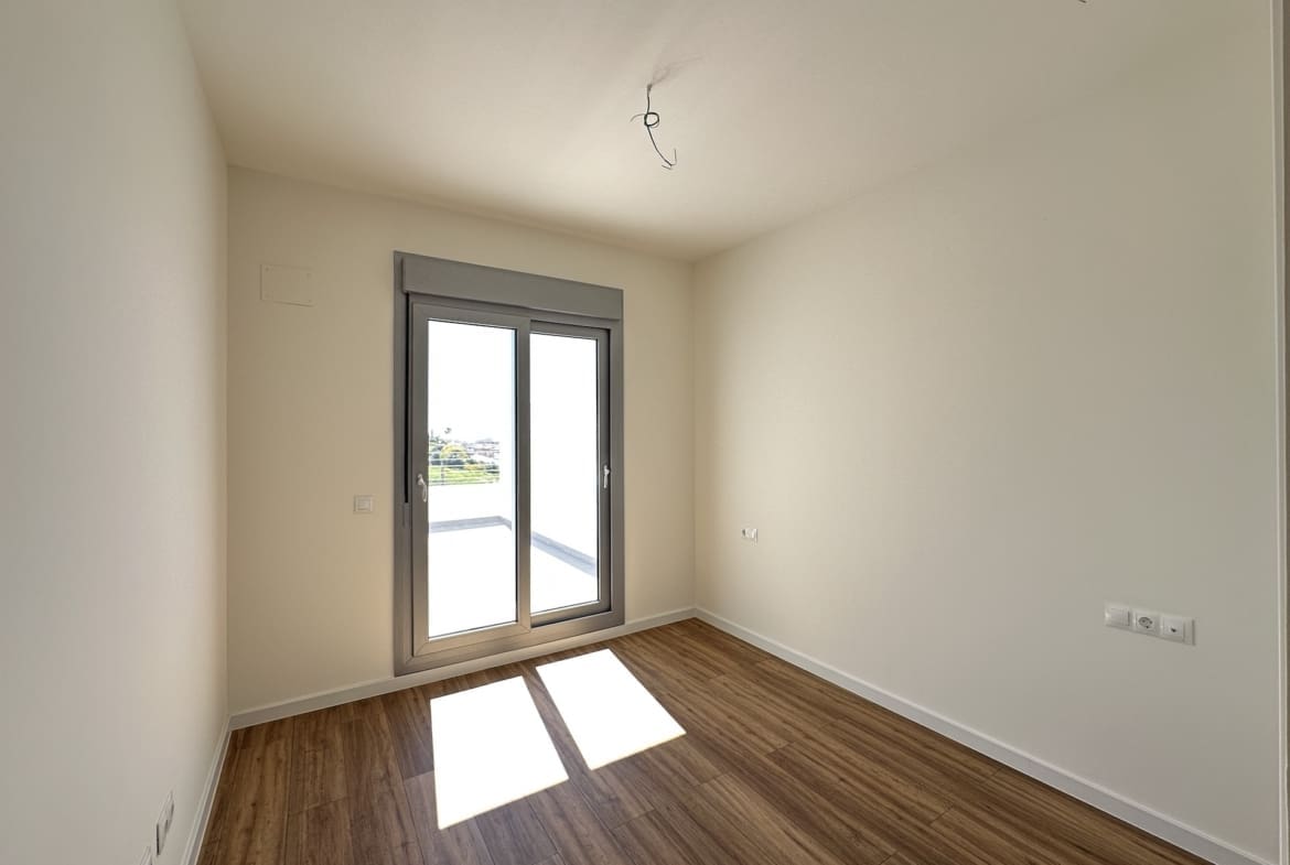 Modern apartment Valle Romano Estepona with pool and sea view MDR Luxury Homes