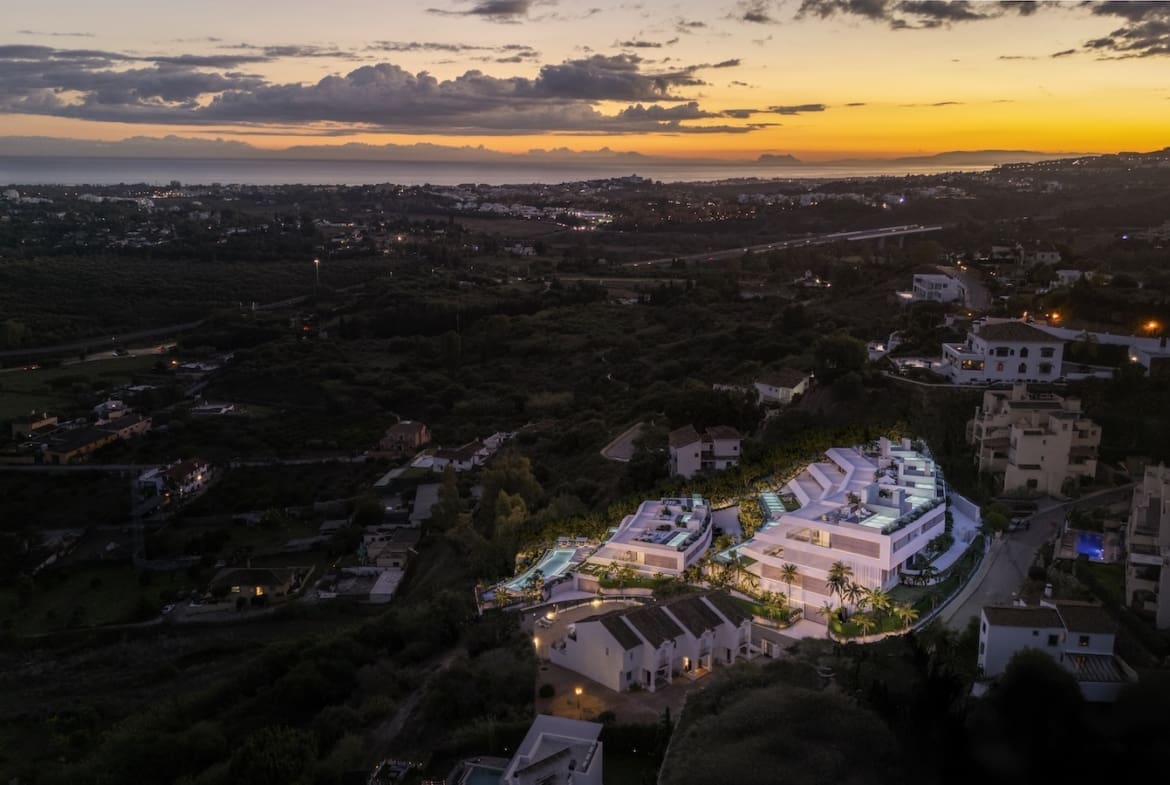 Solenne Benahavís luxury residences with sea views by MDR Luxury Homes