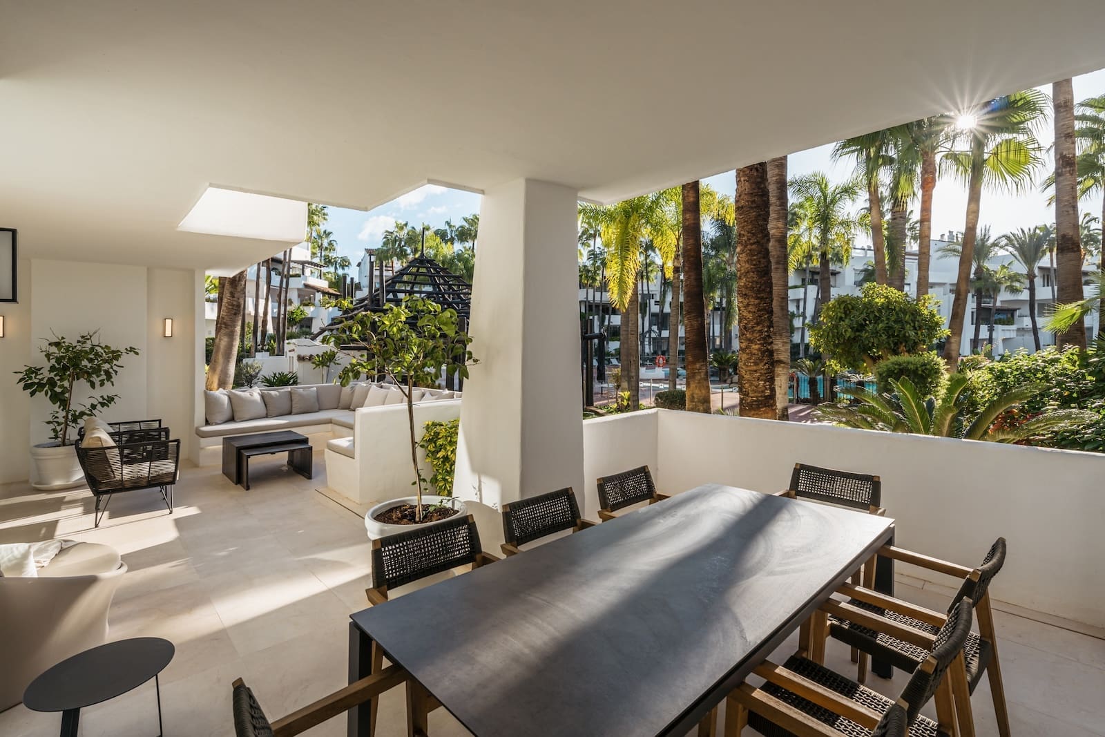 Luxury apartment Aura 7 Marbella Golden Mile terrace pool view MDR Luxury Homes