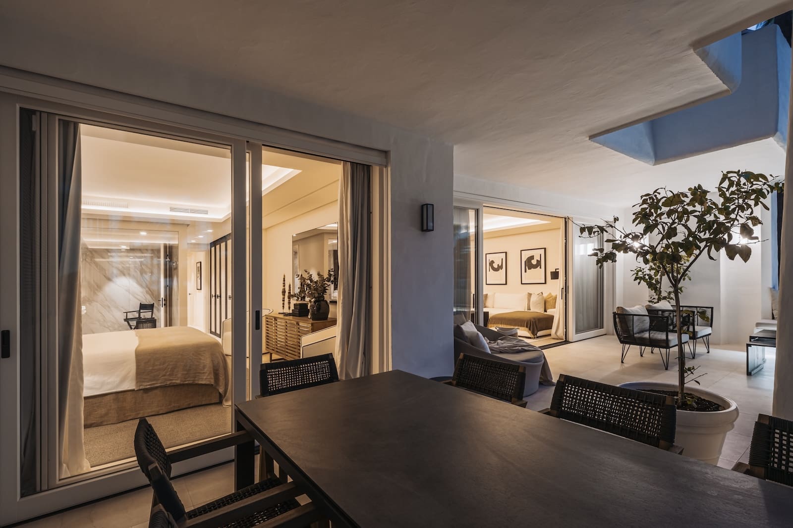 Luxury apartment Aura 7 Marbella Golden Mile terrace pool view MDR Luxury Homes