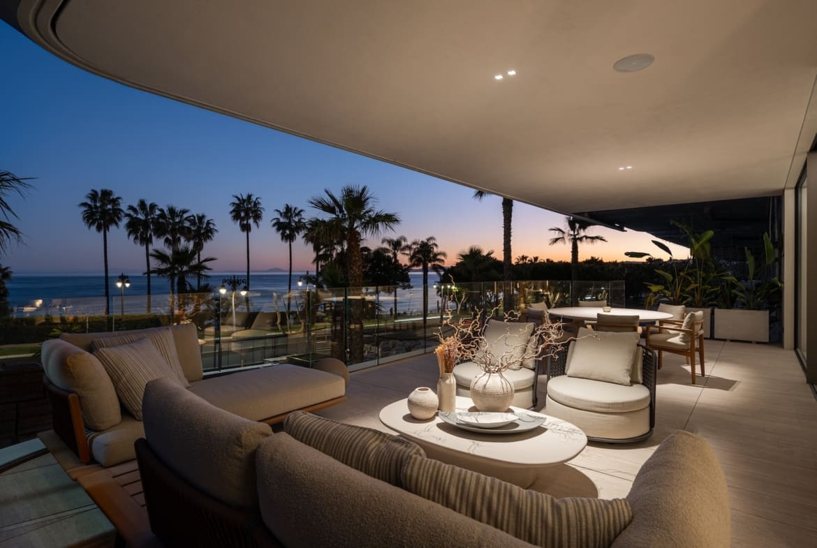 Tyrian Estepona beachfront luxury residences with panoramic sea views by MDR Luxury Homes
