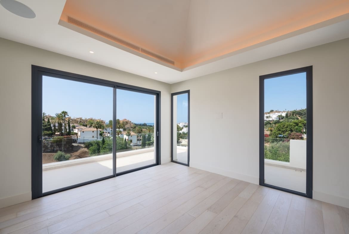 Villa Three in La Resina Golf Estepona with infinity pool, sea views and MDR Luxury Homes