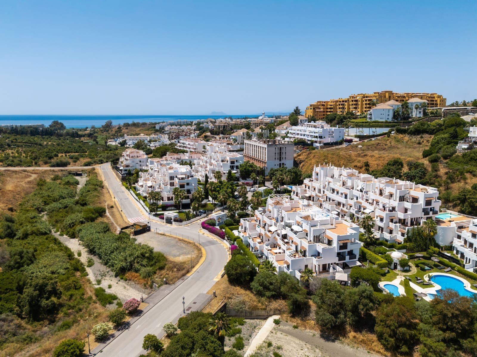 Villa Three in La Resina Golf Estepona with infinity pool, sea views and MDR Luxury Homes