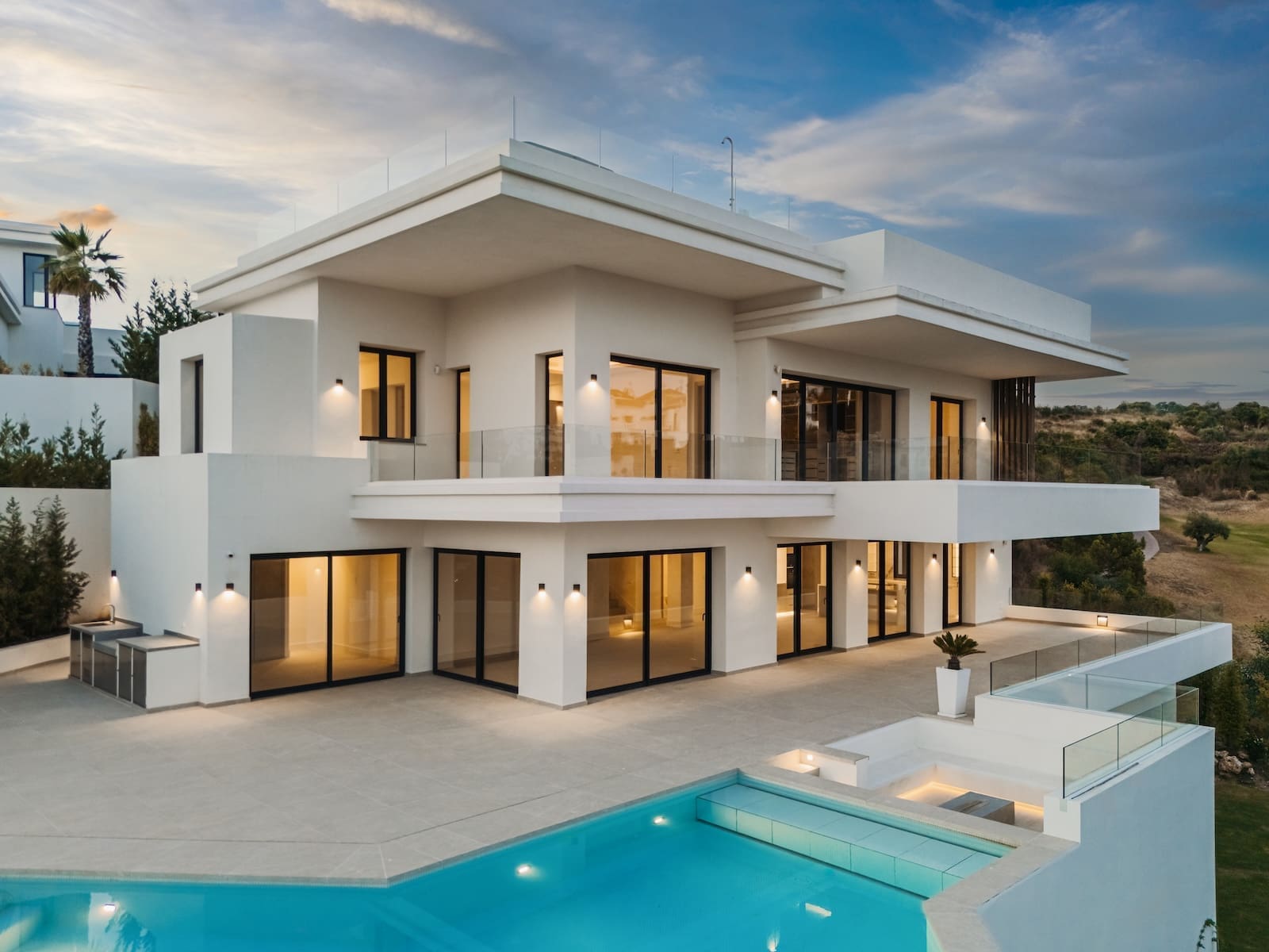 Villa Three in La Resina Golf Estepona with infinity pool, sea views and MDR Luxury Homes