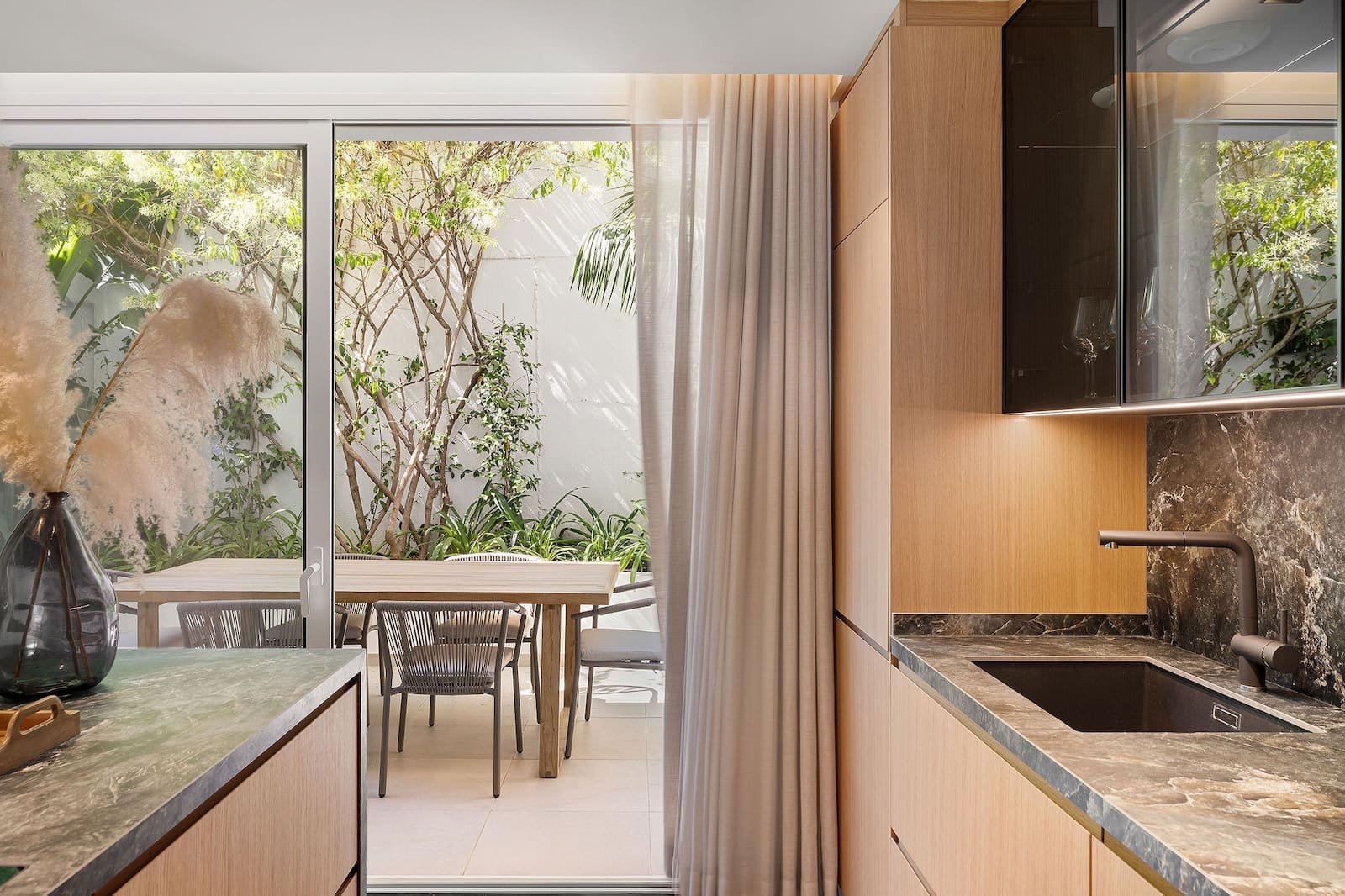 La Maison Saint Germain luxury townhouse Golden Mile Marbella – MDR Luxury Homes 6 La Maison Saint Germain luxury townhouse Golden Mile Marbella - MDR Luxury Homes